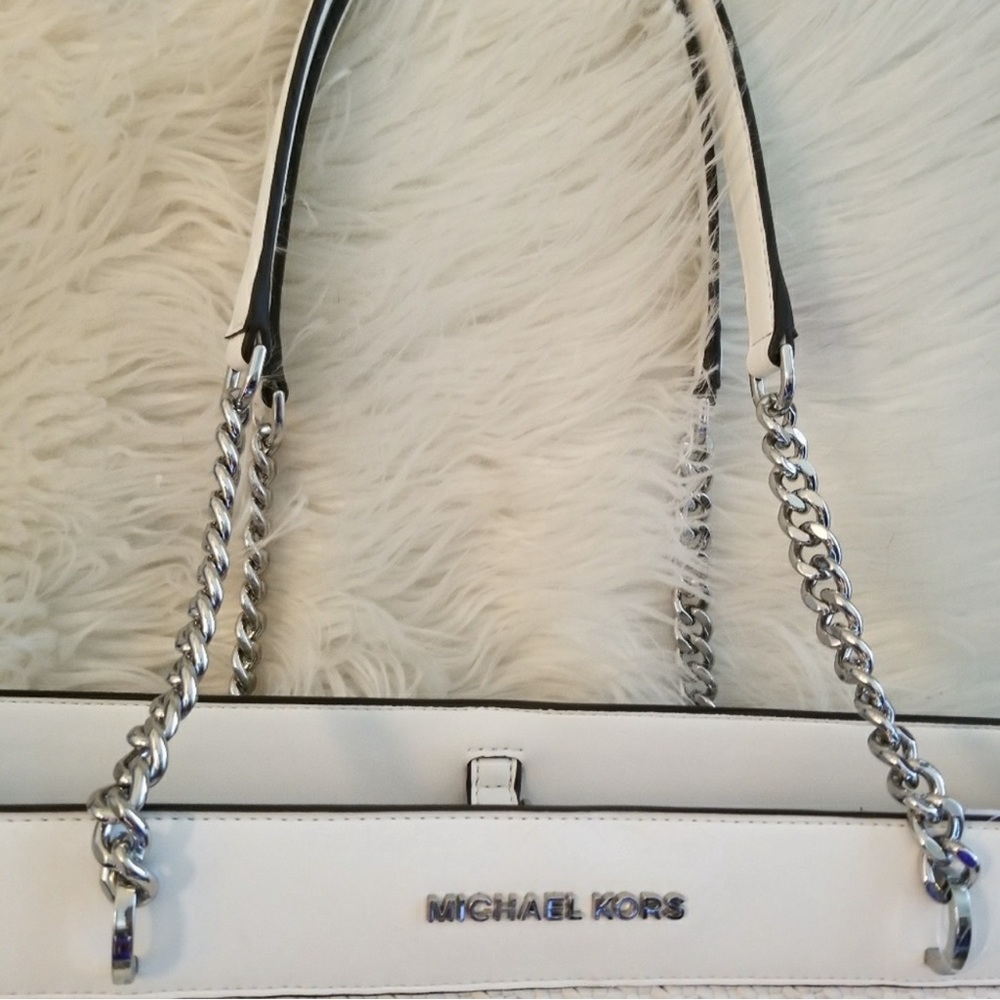 Michael Kors MK Winter White Kinsley Tote Rattan Carry All - attached wallet - Picture 5 of 8